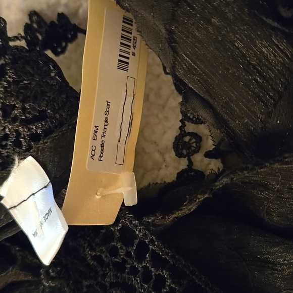 ACC EAM Black Sheer Lace Triangle Scarf Wrap Fringe Lace Trim New with tags - Picture 8 of 8